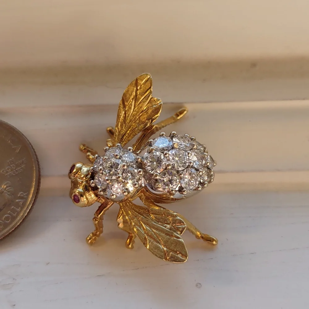Diamond Bee pin brooch Ruby eyes, 18k yellow gold, Herbert Rosenthal Natural